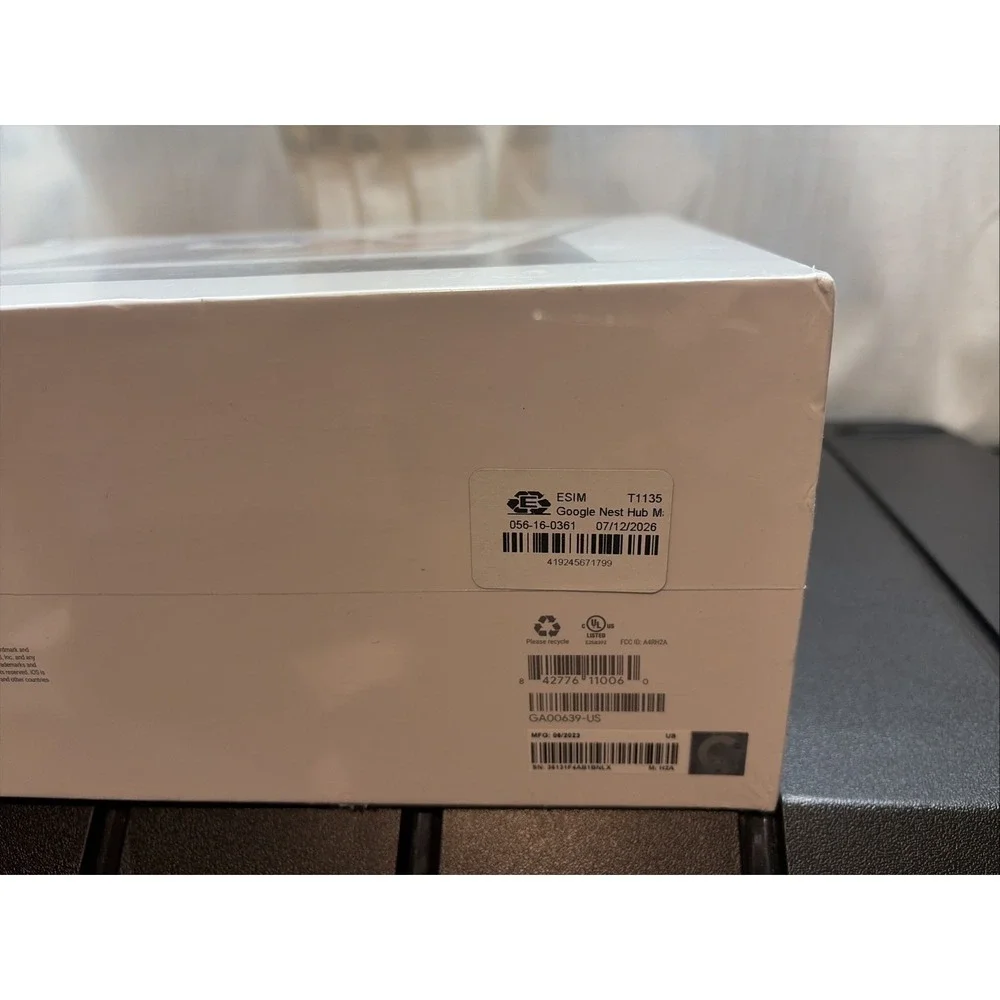 SEALED NEW Google Nest Hub Max 10 Inch Display Charcoal Color (GA00639-US)